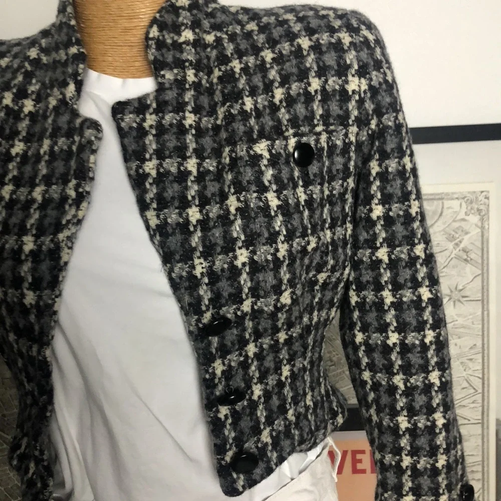Christian Dior petites tweed Black,White and gray Houndstooth Jacket Size XS - Picture 5 of 10